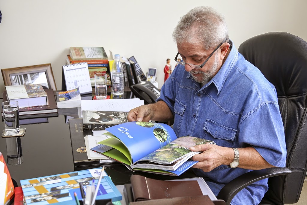 Lula lembrou aos deputados da importância de manter um diálogo aberto entre a Câmara e o Palácio do Planalto, especialmente nesse momento de acirramento político. | /