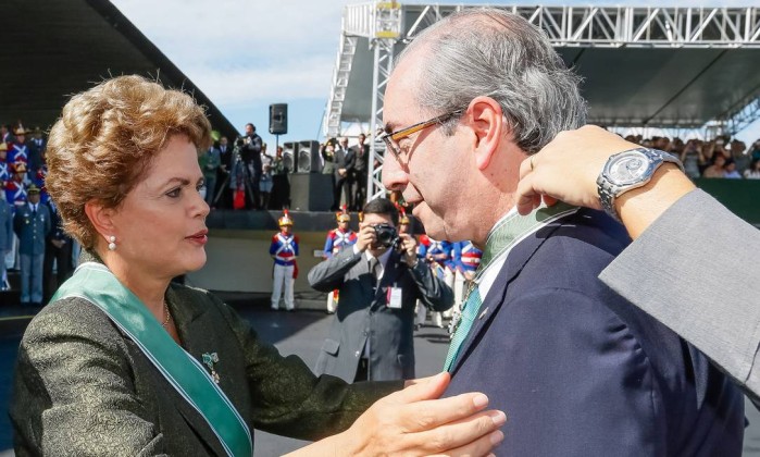 Mesmo com a crise entre os dois, um depende do outro para se manter no poder. | /