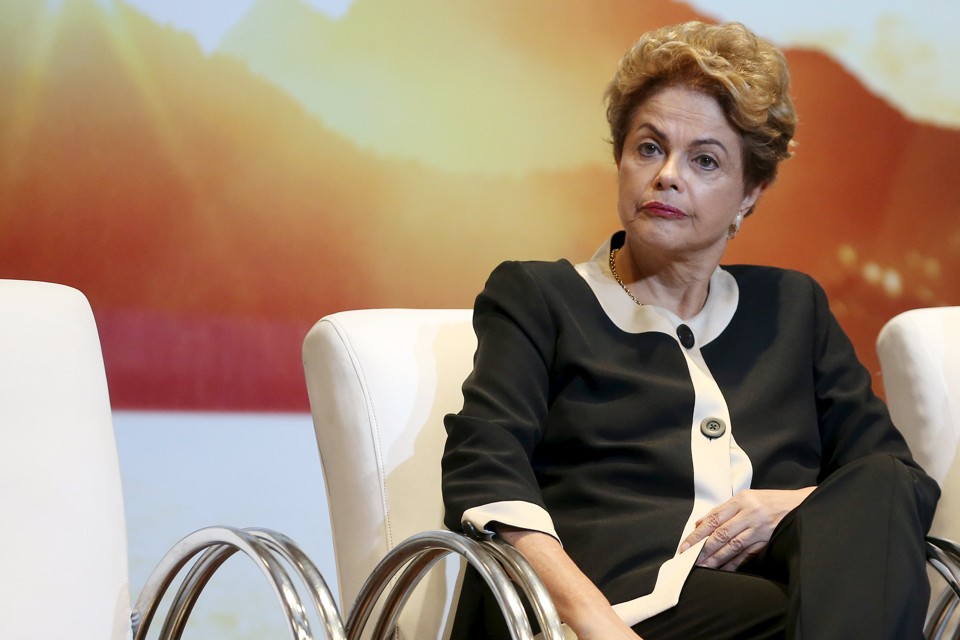 Presidente se reuniu com o núcleo político do governo logo após a decisão do Tribunal de Contas da União. | Adriano Machado/Reuters