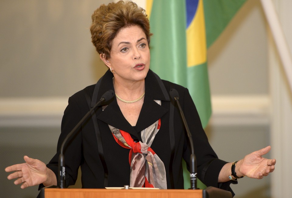 Na Suécia, Dilma voltou a responder ao presidente da Câmara Eduardo Cunha. | Lehtikuva /Reuters
