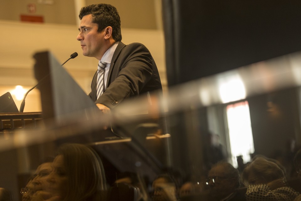 Investigação que envolve o presidente da Câmara Eduardo Cunha seguirá nas mãos do juiz federal Sergio Moro. | Marcelo Andrade/Gazeta do Povo
