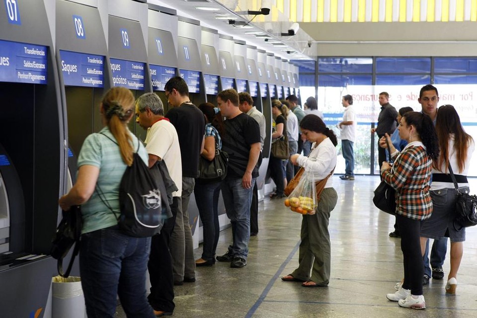 A queixa mais comum continua sendo a restrição à realização de portabilidade de operações de crédito consignado relativas a pessoas físicas | Daniel Castellano / Gazeta do Povo