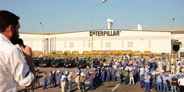 Assembleia na Caterpillar em setembro: 580 trabalhadores terão carga horária e remuneração reduzidas. | Divulgação/Sindimovec