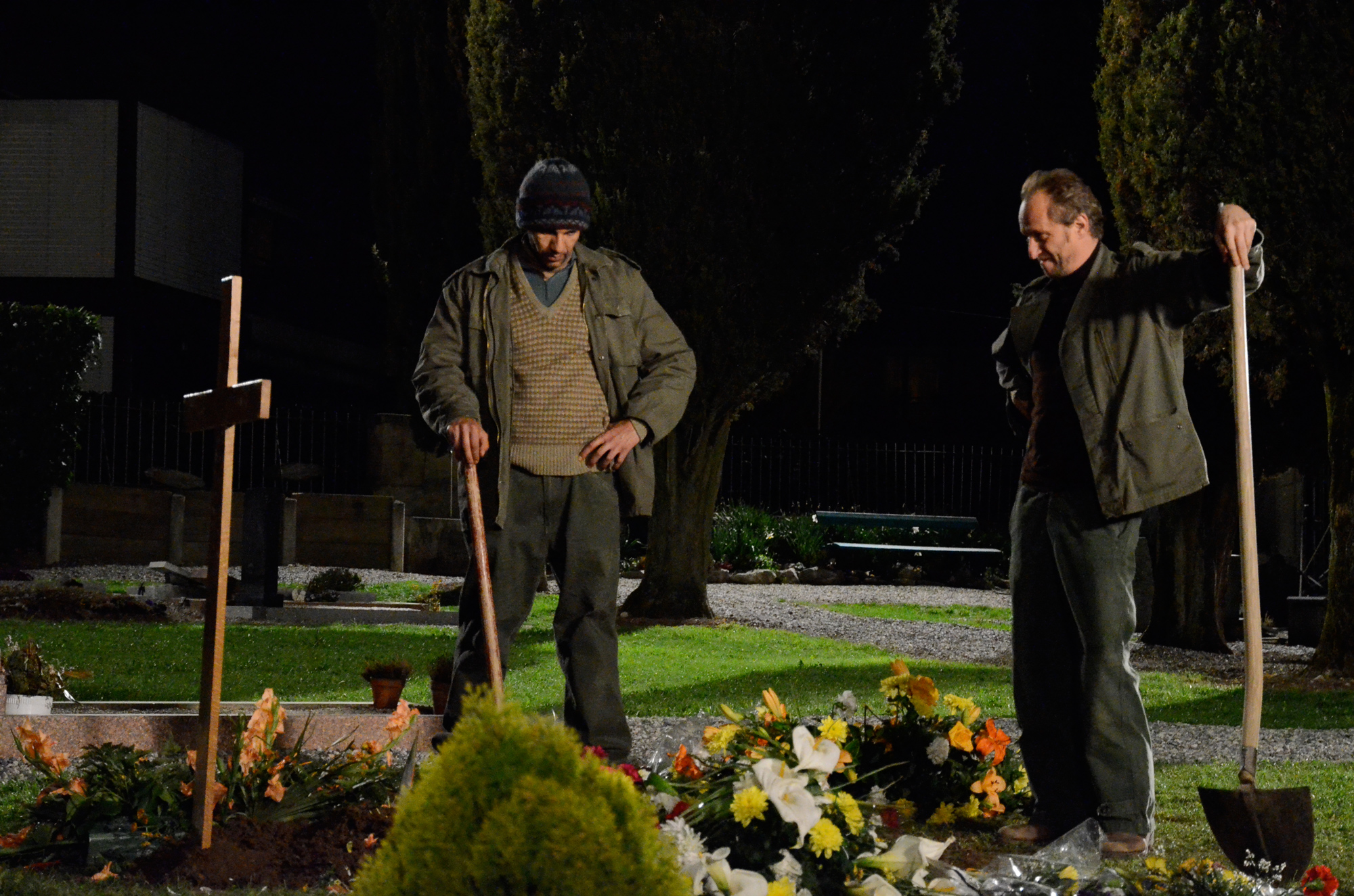 Cena de “O Preço da Fama”, que retrata história verdadeira ocorrida com o corpo do cineasta. | Divulgação