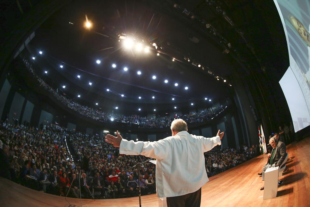 Após decisão do governo brasileiro de se distanciar das turbulências políticas na Venezuela às vésperas das eleições de 2014, construtora decide procurar o ex-presidente. | Foto: Ricardo Stuckert/ Instituto Lula