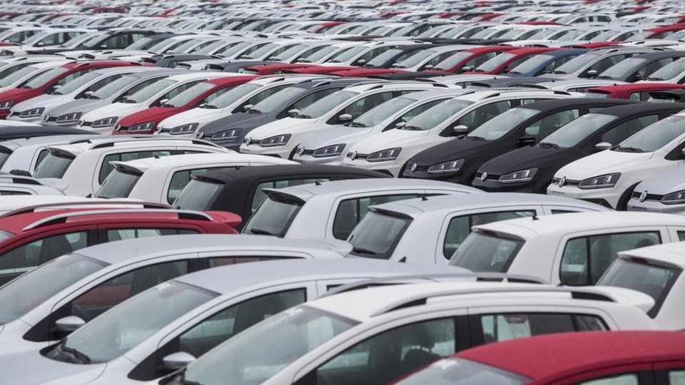 Pátio da Volks: empresa saiu da lista dos maiores exportadores. | Brunno Covello/Gazeta do Povo