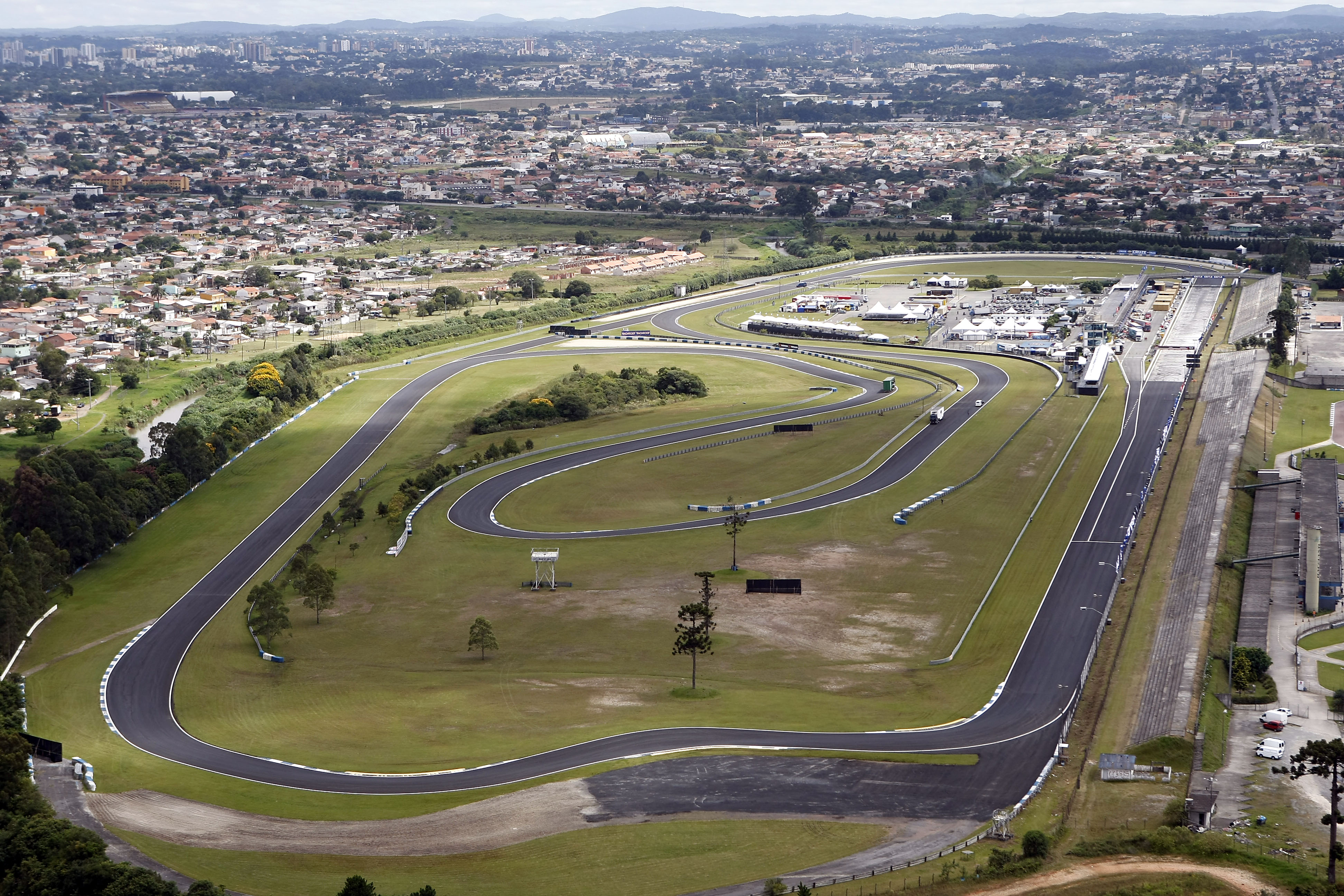Vista área do Autódromo Internacional de Pinhais: 560 mil metros quadrados. | Hedeson Alves/Gazeta do Povo