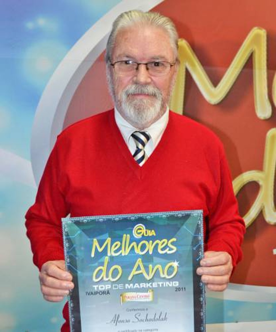 Afonso Sochodolak: a soma de histórias | /