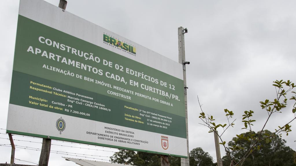 Exército consegue liminar que obriga Atlético a continuar pagando aluguéis de famílias militares | Henry Milleo/Gazeta do Povo