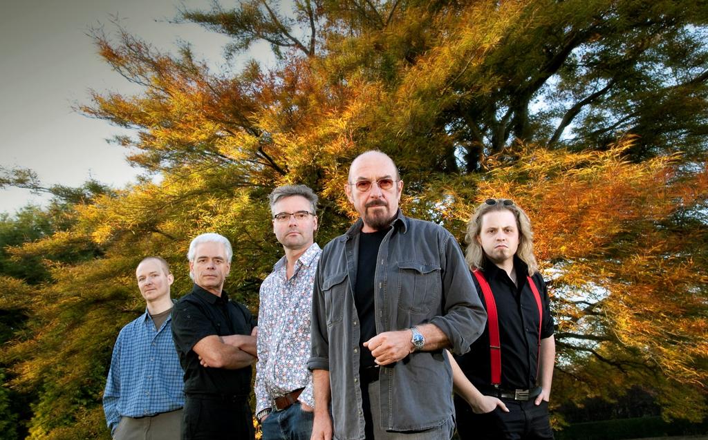 Ingleses explicam a criação de personagem que dá nome ao grupo. | Divulgação