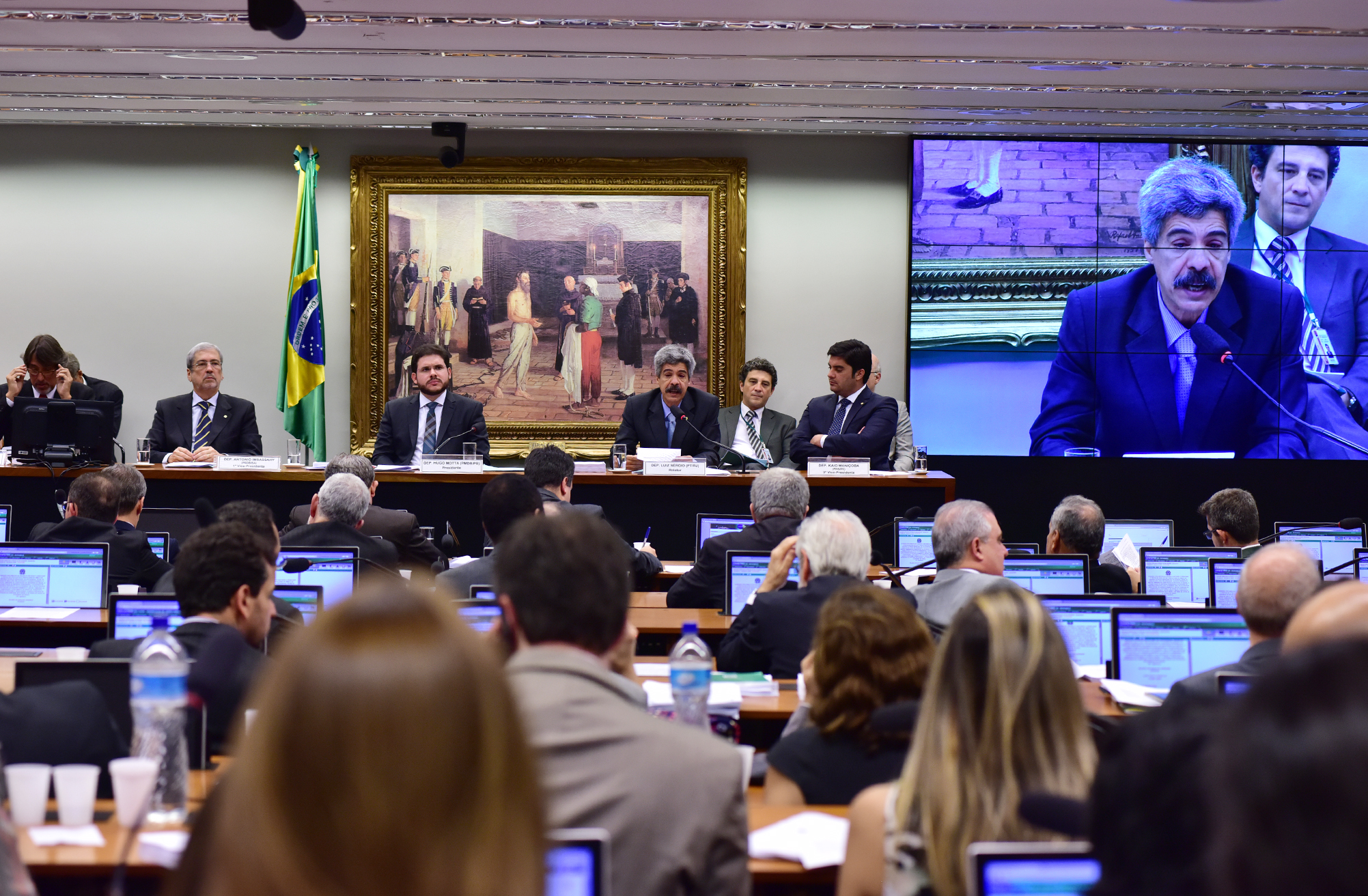 Sessão da CPI da Petrobras: sem indiciamento de políticos. | Zeca Ribeiro/Gazeta do Povo