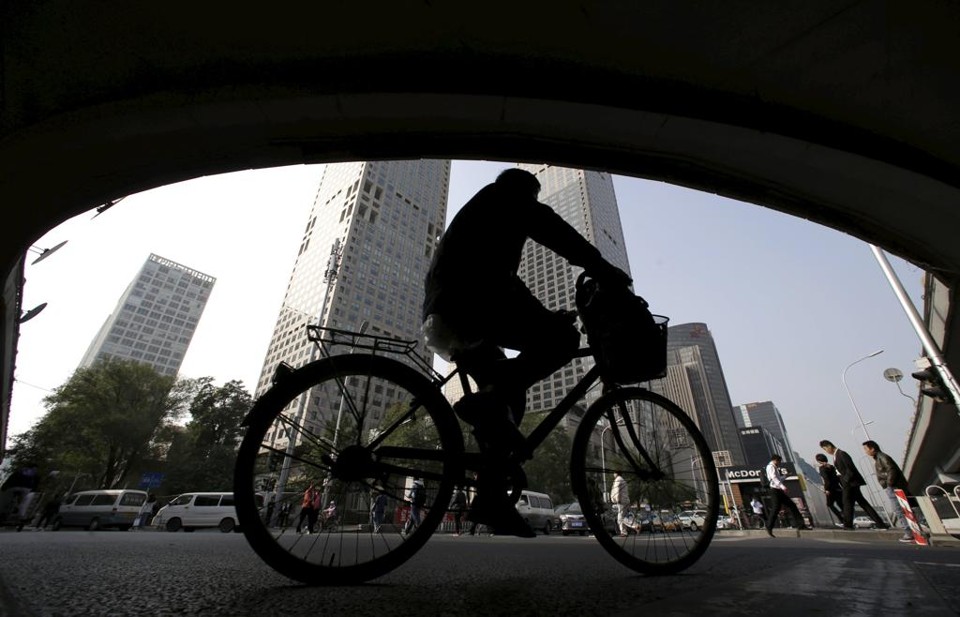 Centro financeiro de Pequim: economia em desaceleração | JASON LEE/REUTERS