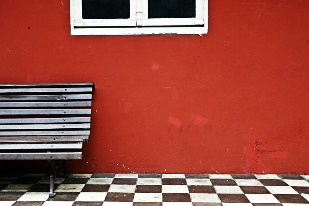 Banco no Museu da Gravura: espaço passa a ser gerido por Juliana Kudlinski, especializada em arte-terapia. | Priscila Forone/Gazeta do Povo