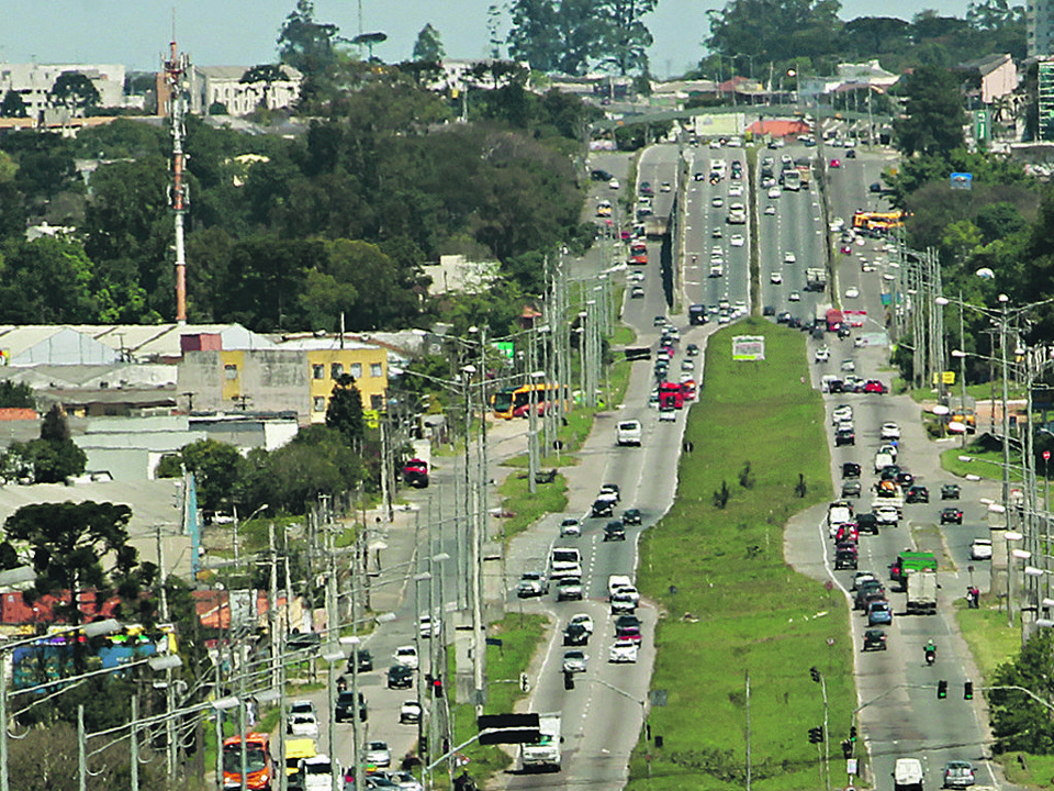 Orçamento para 2016 prevê a finalização do projeto da Linha Verde, obra dependente de verba federal. | Aniele Nascimento/Gazeta do Povo