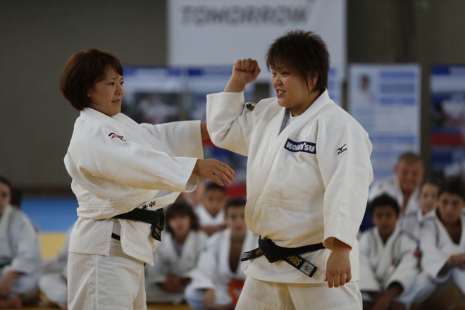 Ayumi Tanimoto, de 34 anos, que já conquistou dois ouros em Olimpíadas na categoria até 63 kg: em Atenas ano de 2004 e em Pequim no ano de 2008. Mika Sugimoto, de 31 anos, que ganhou prata na categoria mais de 78Kg em Londres no ano de 2012. | Henry Milleo/Gazeta do Povo