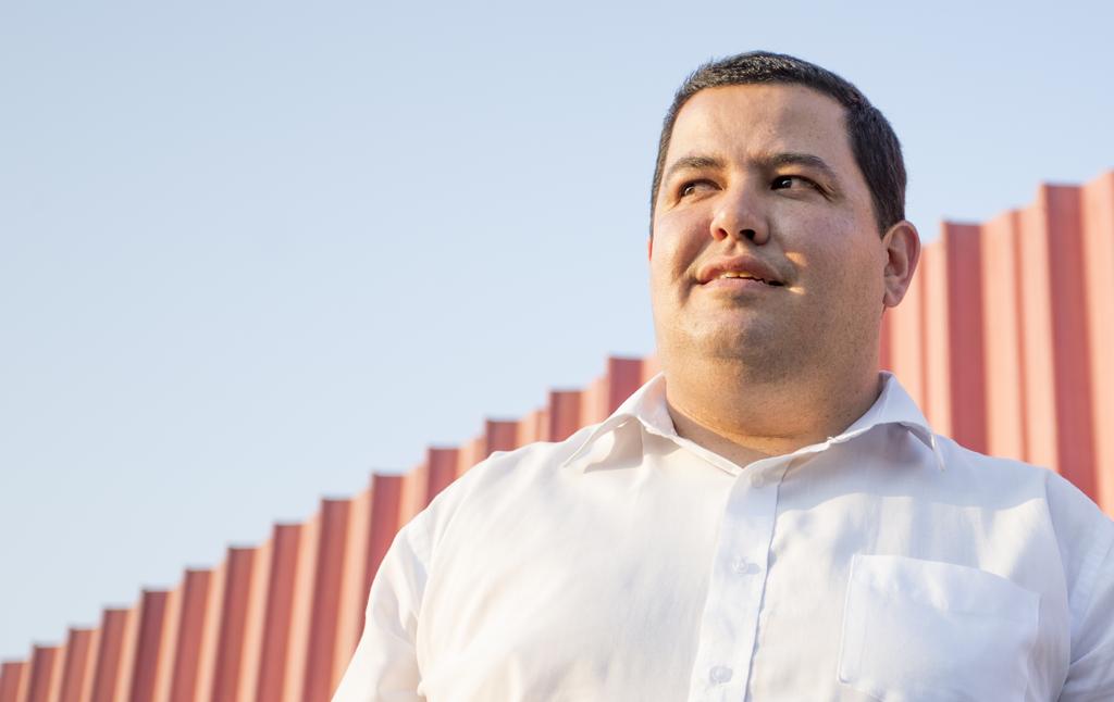 Leonardo Oliveira tem a missão de fazer o elo entre 2015 e 2016 na Vila. | Hugo Harada/Gazeta do Povo