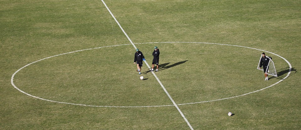 Treino do Operário no Germano Kruger: campeão paranaense é zebra no Mangueirão. | Jonathan Campos/Gazeta do Povo