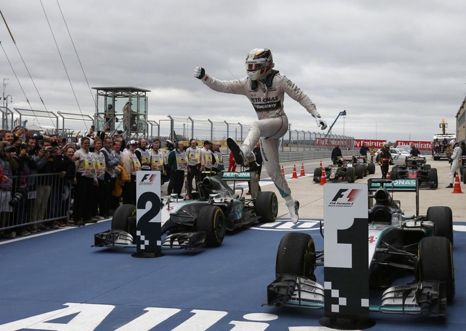 O britânico Lewis Hamilton venceu o Grande Prêmio dos EUA e foi campeão por antecipação do Mundial de Fórmula 1. | Adrees Latif/Reuters