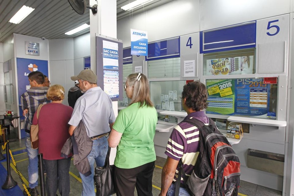 As mais de 6 mil agências de que tratam a lei correspondem a 46% das lotéricas do país | Antônio More/Gazeta do Povo