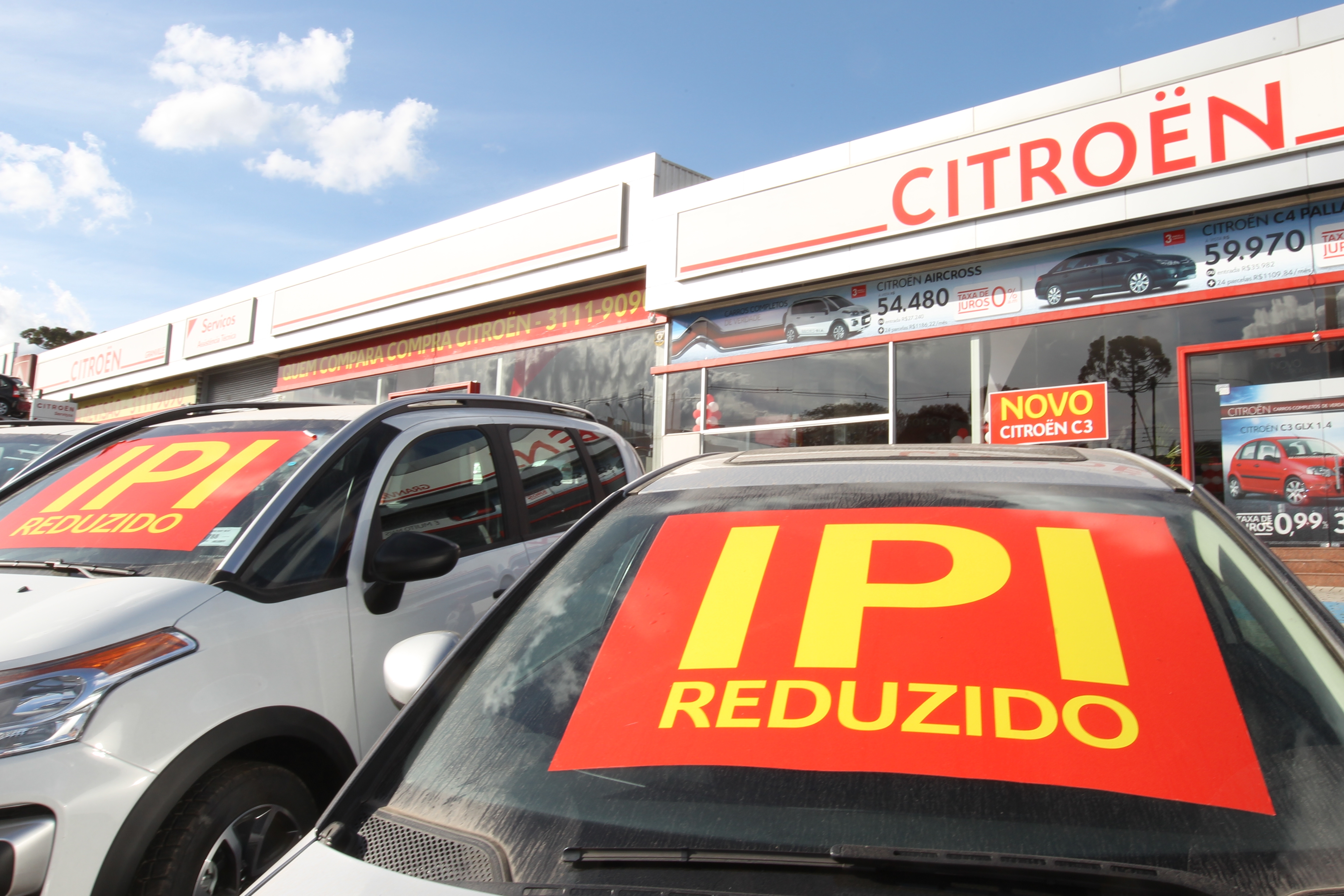 Indústria automobilística se beneficiou com a edição do IPI reduzido para o setor. | Aniele Nascimento/Gazeta do Povo