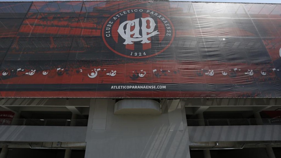 Atlético e Fomento vislumbram acordo no processo que pode penhorar a Arena | Henry Milleo/Gazeta do Povo