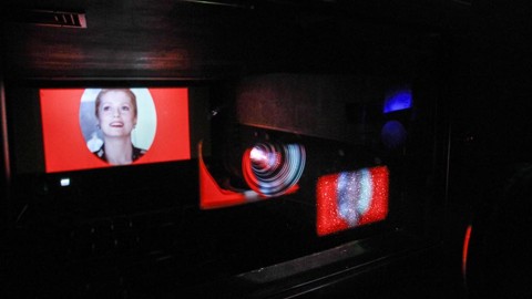 Espaço Itaú é o cinema mais querido por cinéfilos de Curitiba “O Último Metrô”, de François Truffaut, em sessão do Espaço Itaú. | Daniel Castellano/Gazeta do Povo