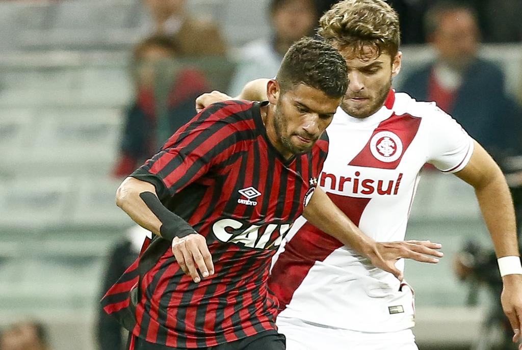 Jadson não joga mais pelo Atlético em 2015 | Hugo Harada/Gazeta do Povo