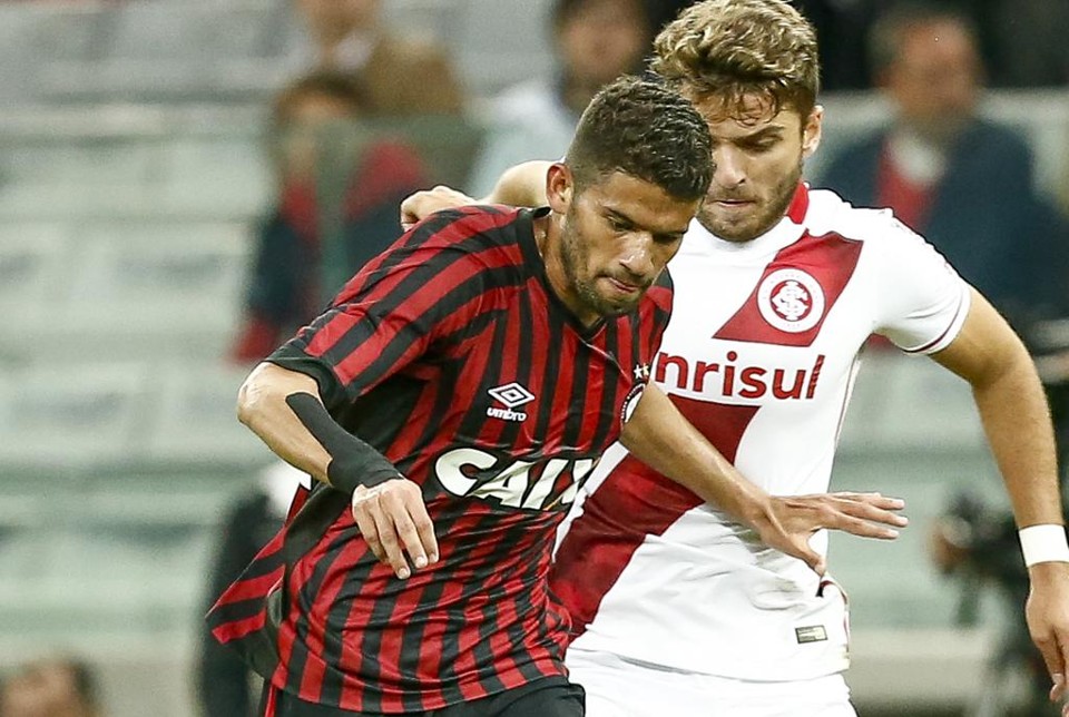 Jadson não joga mais pelo Atlético em 2015 | Hugo Harada/Gazeta do Povo