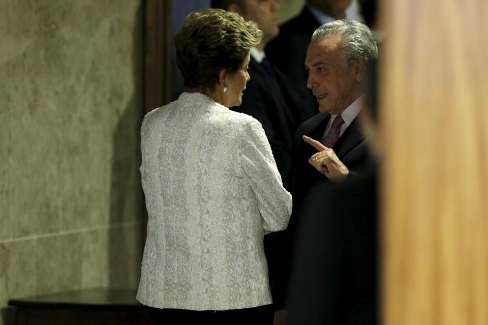 Para evitar um agravamento da atual relação turbulenta entre PT e PMDB, o vice-presidente pretende também entregar nesta quinta-feira uma cópia do novo manifesto diretamente para Dilma Rousseff. | UESLEI MARCELINO/REUTERS