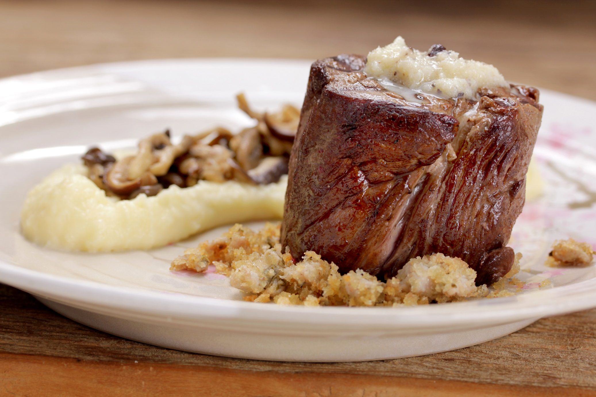 Noventa e seis quilos de filé mignon para alimentar os desembargadores de Minas Gerais. | Guilherme Alves