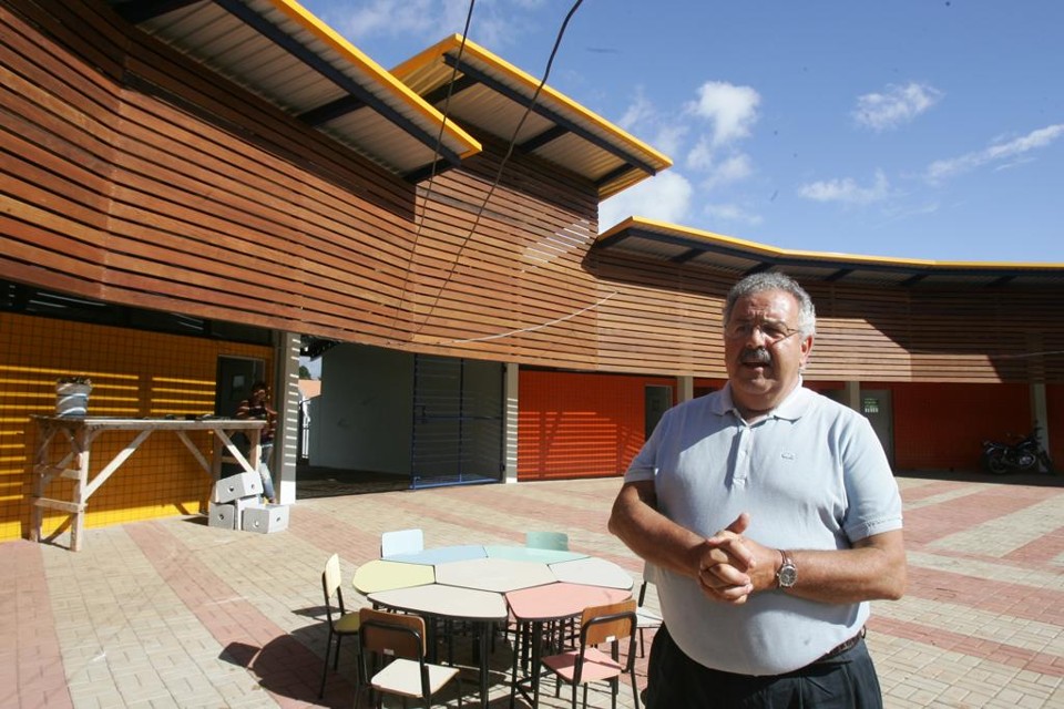 Belmiro Valverde na escola que fundou em Piraquara: empenho intelectual pelo desenvolvimento, | Daniel Castellano/Gazeta do Povo