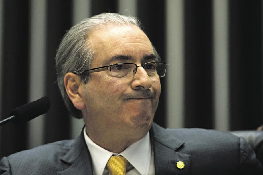 Cunha vem perdendo aliados à medida que surgem novas denúncias contra ele por manter contas secretas na Suíça. | Fabio Rodrigues Pozzebom/Agência Brasil/