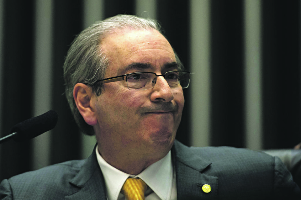 Cunha vem perdendo aliados à medida que surgem novas denúncias contra ele por manter contas secretas na Suíça. | Fabio Rodrigues Pozzebom/Agência Brasil/
