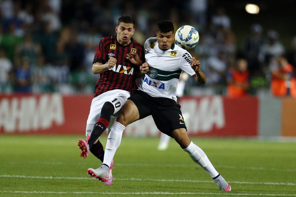 Dupla Atletiba se preocupa com o rebaixamento no fim da temporada. | Albari Rosa/Gazeta do Povo
