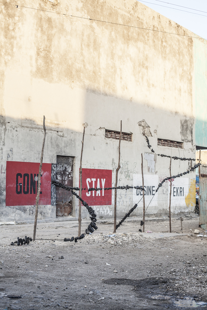 O britânico Joseph Winter trabalhou com o carvão, principal fonte energética do Haiti e responsável pela grave questão do desmatamento no país. | Divulgação