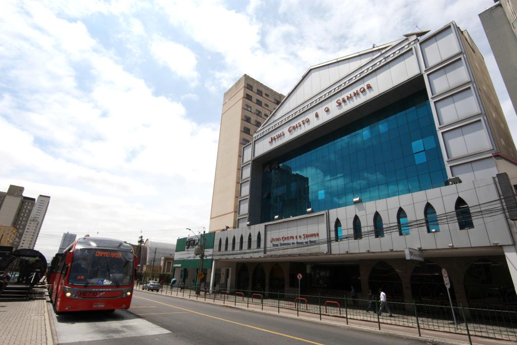 Catedral da Fé frequentada pelo vereador Valdemir Soares tem CCVO e alvará desde 2008 | Aniele Nascimento/Gazeta do Povo