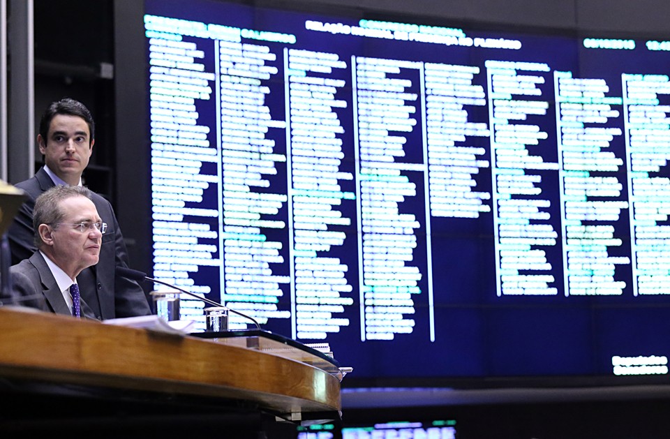 Renan Calheiros comandou a sessão do Congresso que acabou derrubada por falta de quórum. | Antonio Augusto / Câmara dos Deputados