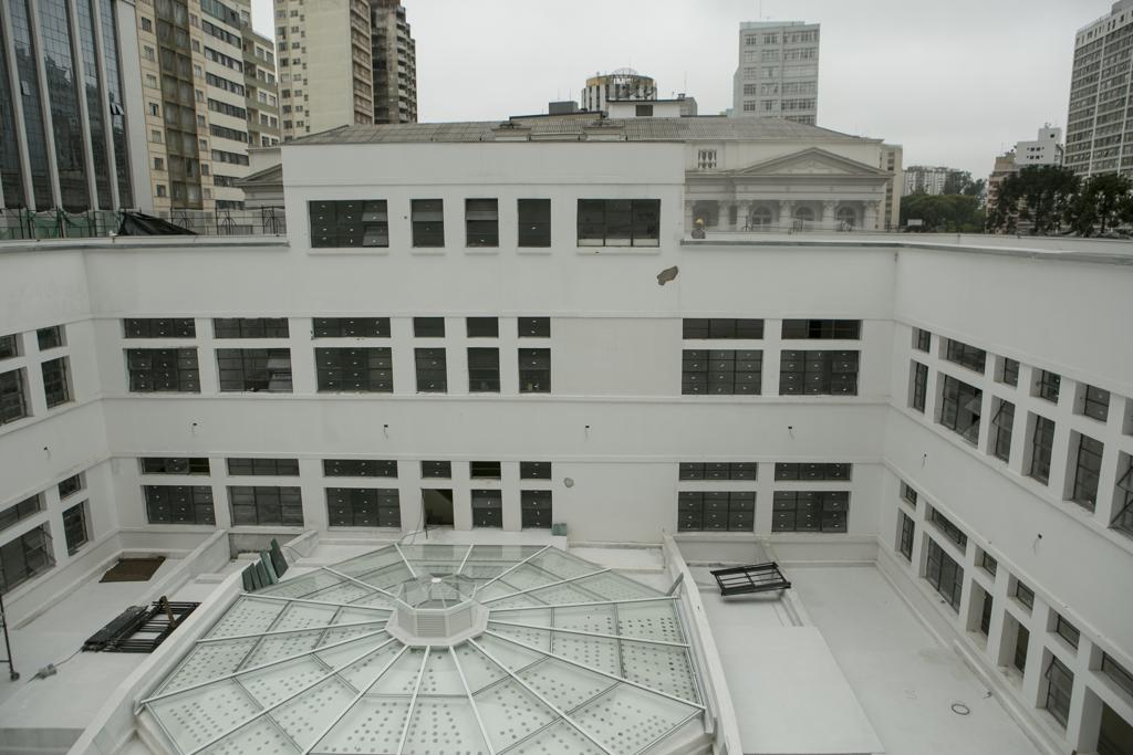 A cúpula no interior do prédio do Correio velho foi restaurada. | Marcelo Andrade/Gazeta do Povo