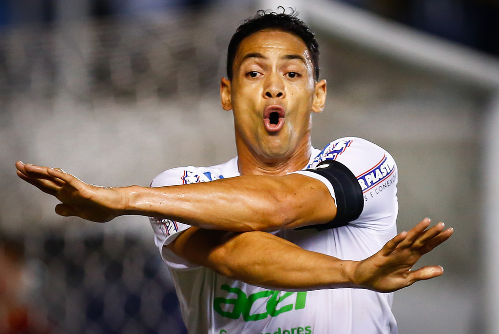 Ricardo Oliveira marcou mais dois gols diante do São Paulo. | Ricardo Saibun/Santos FC