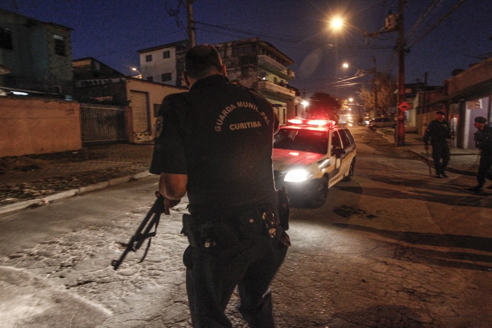 Embora o estado responda legalmente pela segurança, municípios têm coberto lacunas na área. | Daniel Castellano/Gazeta do Povo