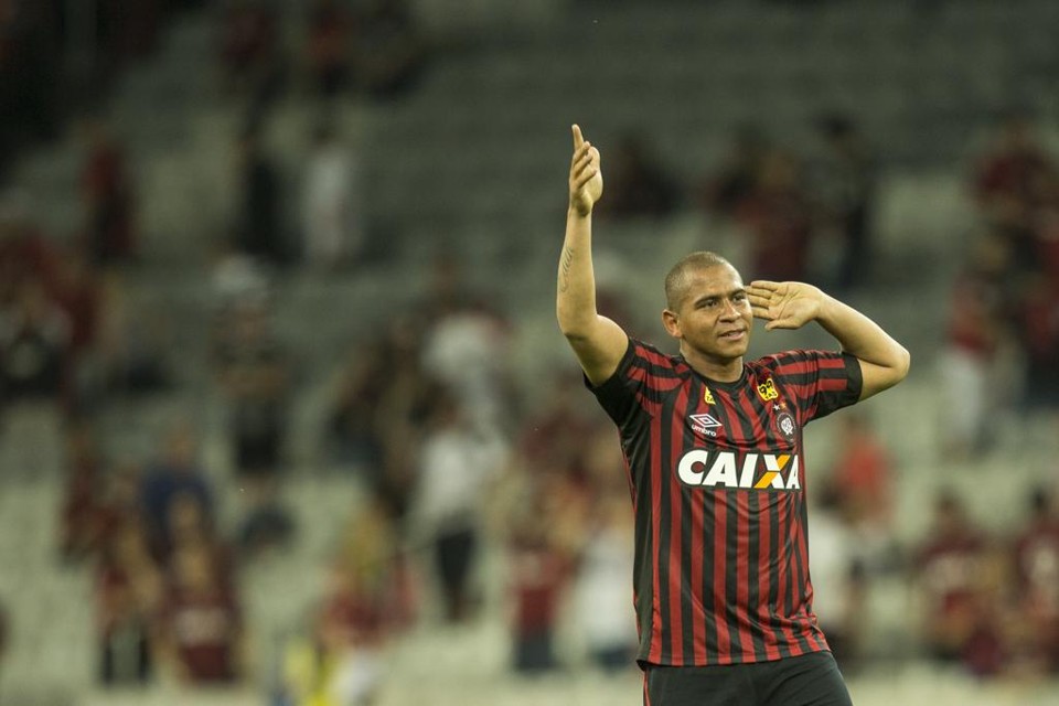 Walter já marcou sete gols com a camisa atleticana | Marcelo Andrade/Gazeta do Povo