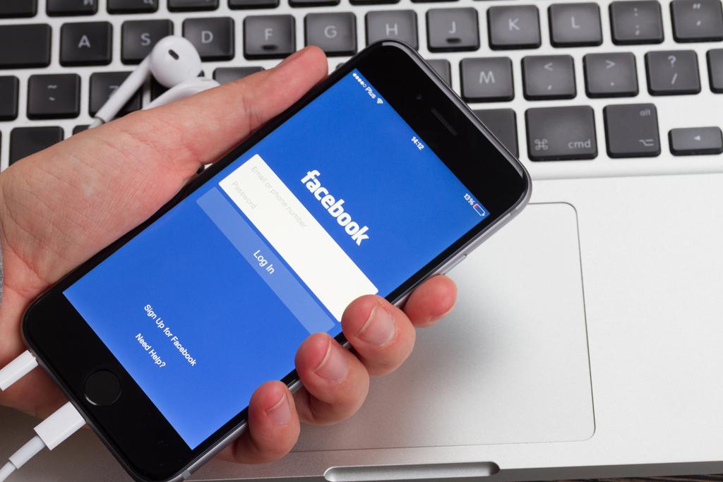 Mudanças devem começar a aparecer nesta sexta-feira (9) para usuários da Irlanda e Espanha | Bigstock