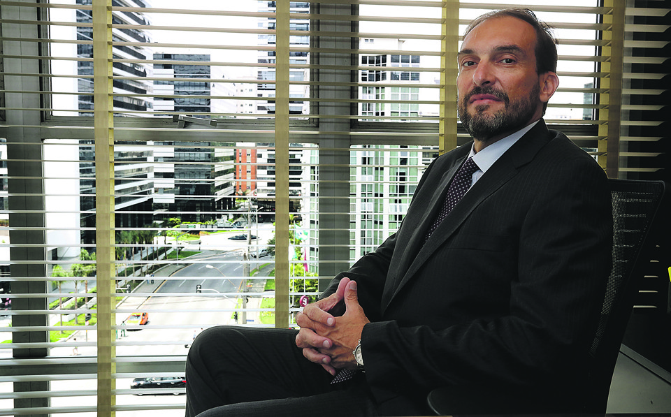 O advogado Oliveira, embora tenha sido responsável por duas delações premiadas na Lava Jato, faz críticas a esse tipo de acordo. | Henry Milleo/Gazeta do Povo