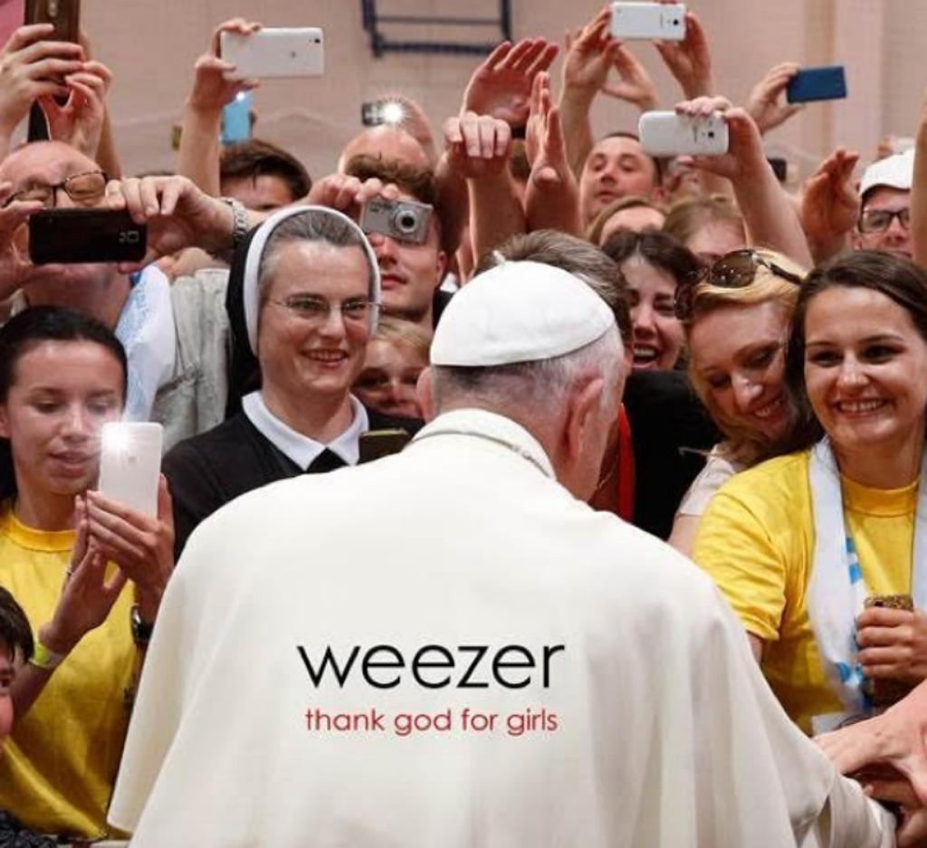 Na capa do single, papa Francisco está cercado por tietes. | Divulgação