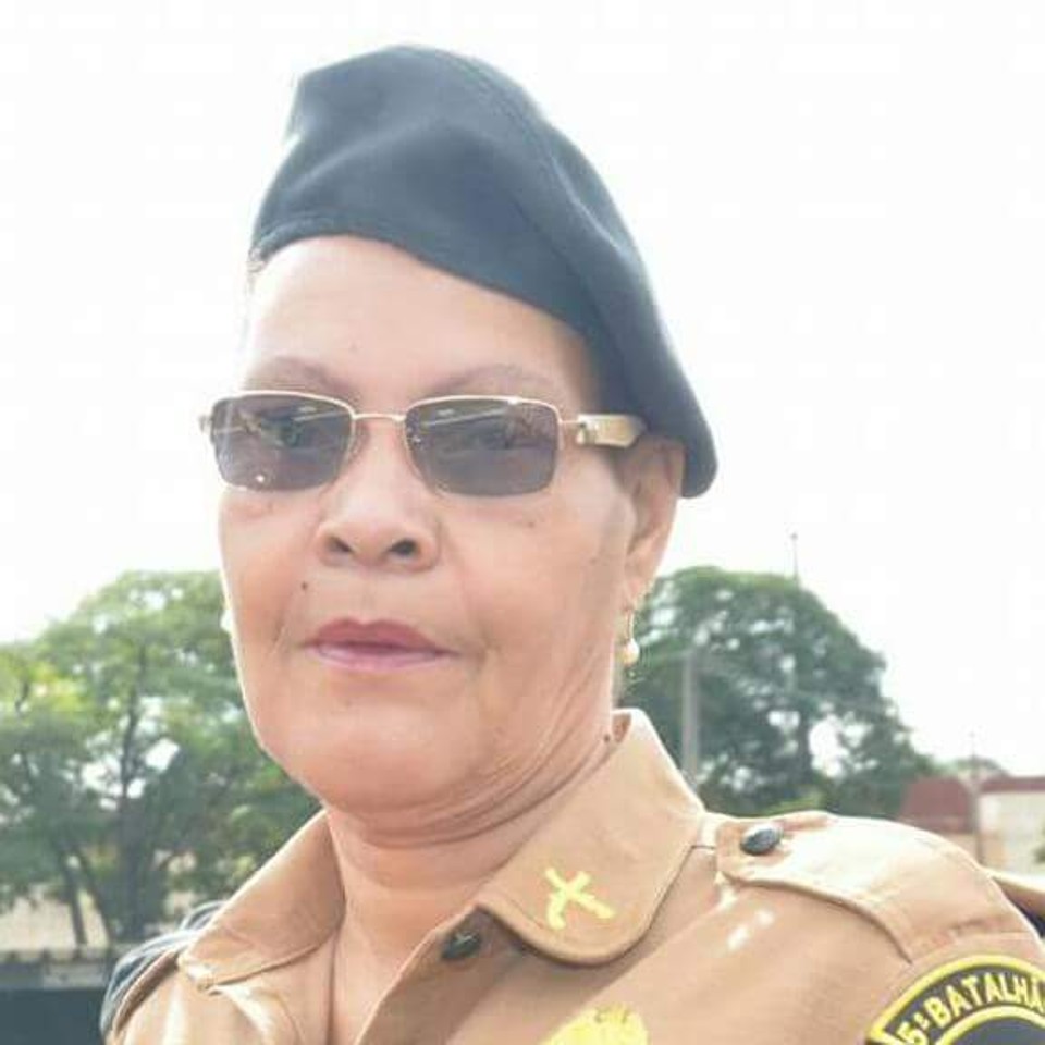 Sandra Alves: a polícia, o bom humor e a pescaria | Arquivo da família