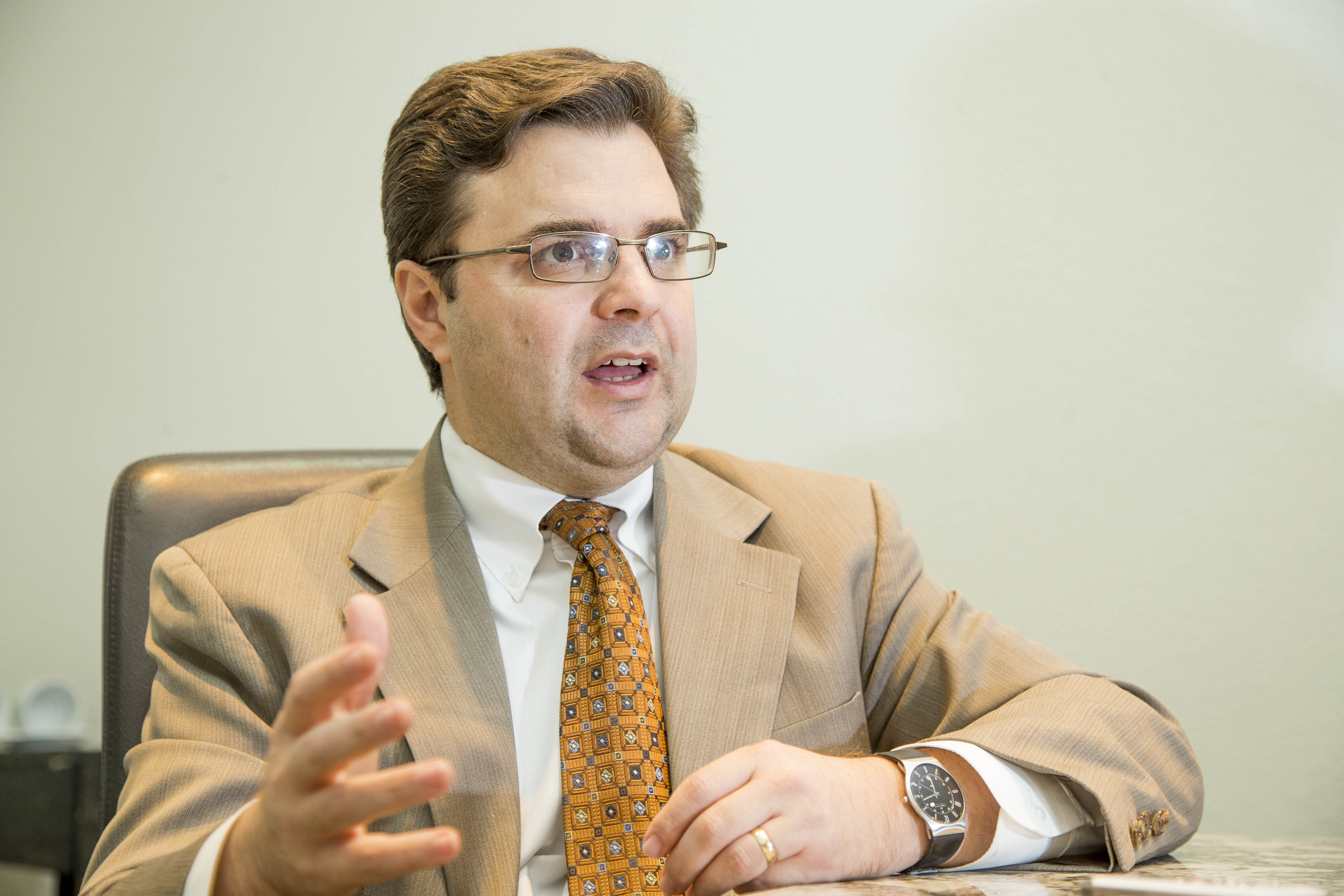 Ricardo Zuniga esteve em Curitiba na última semana durante “tour” pelo Brasil | Hugo Harada / Gazeta do Povo