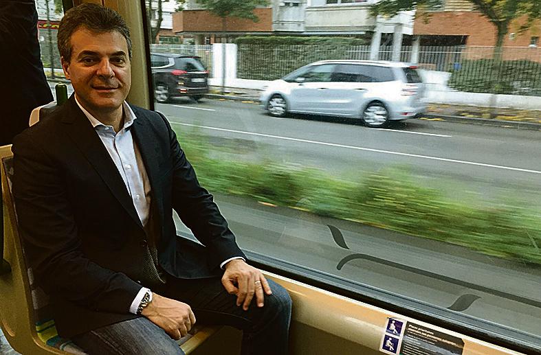 Richa na viagem a Paris: governo alega tratar-se de parada técnica. | Divulgação