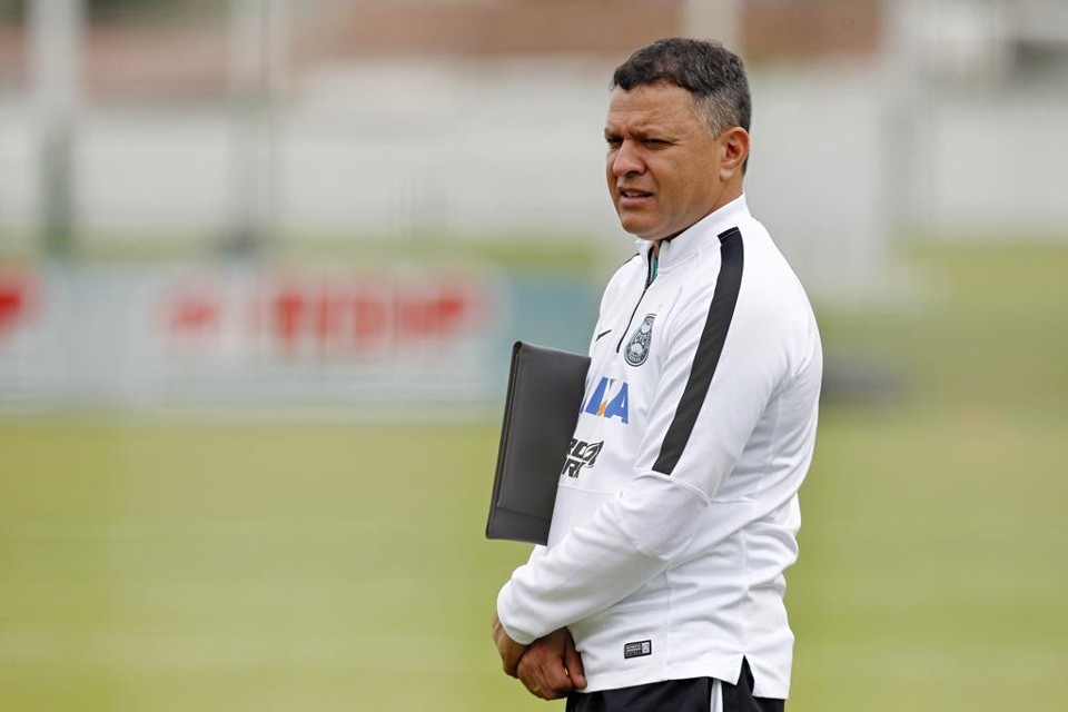 Pachequinho responde torcedores ilustres do Coxa. | Antônio More/Gazeta do Povo