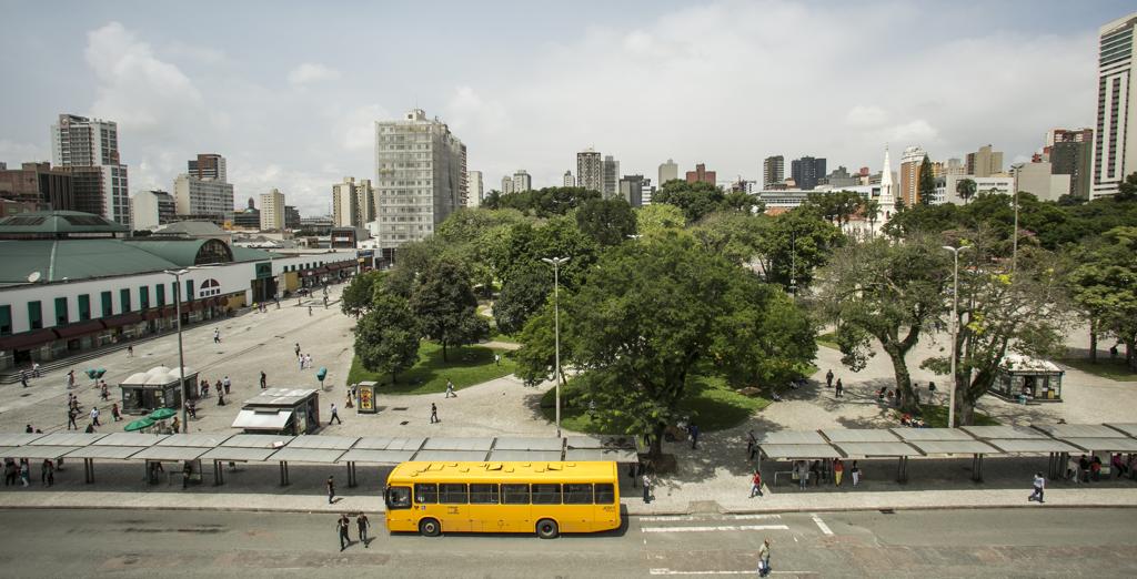 Rui Barbosa será um dos pontos onde vai haver protesto | Marcelo Andrade/Gazeta do Povo
