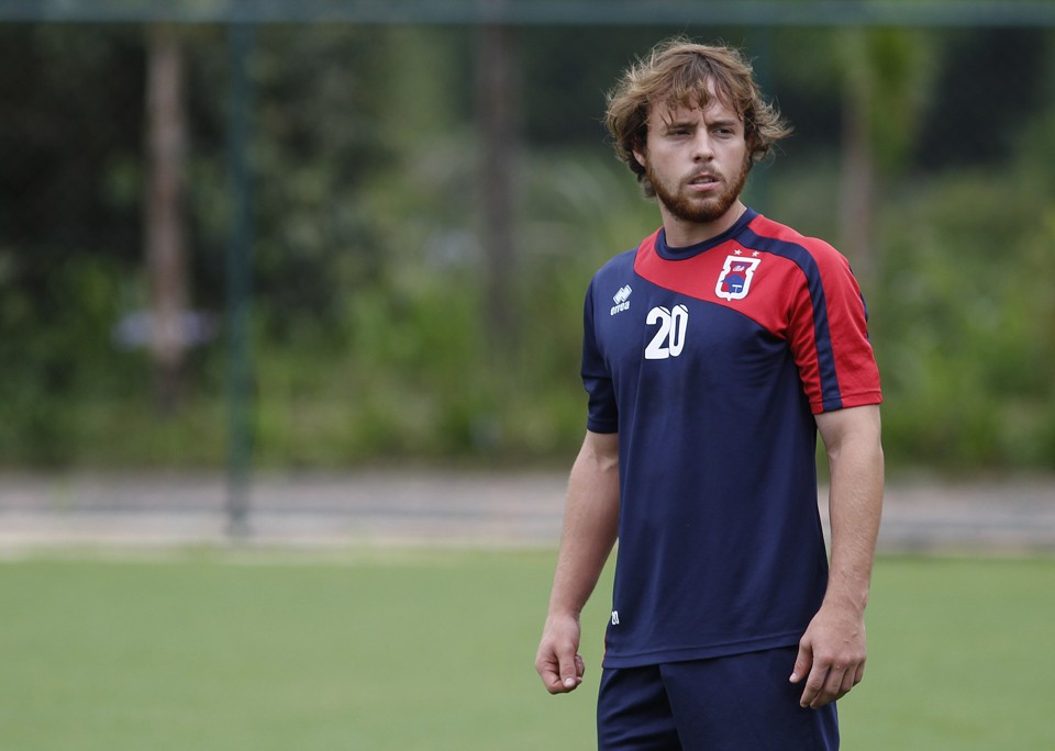 Paulinho Pitbull foi um dos jogadores do sub-19 testado para o jogo com Sampaio Corrêa. | Jonathan Campos/Gazeta do Povo